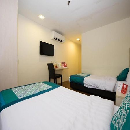 Oyo 114 Sandpiper Hotel Куала-Лумпур Екстер'єр фото